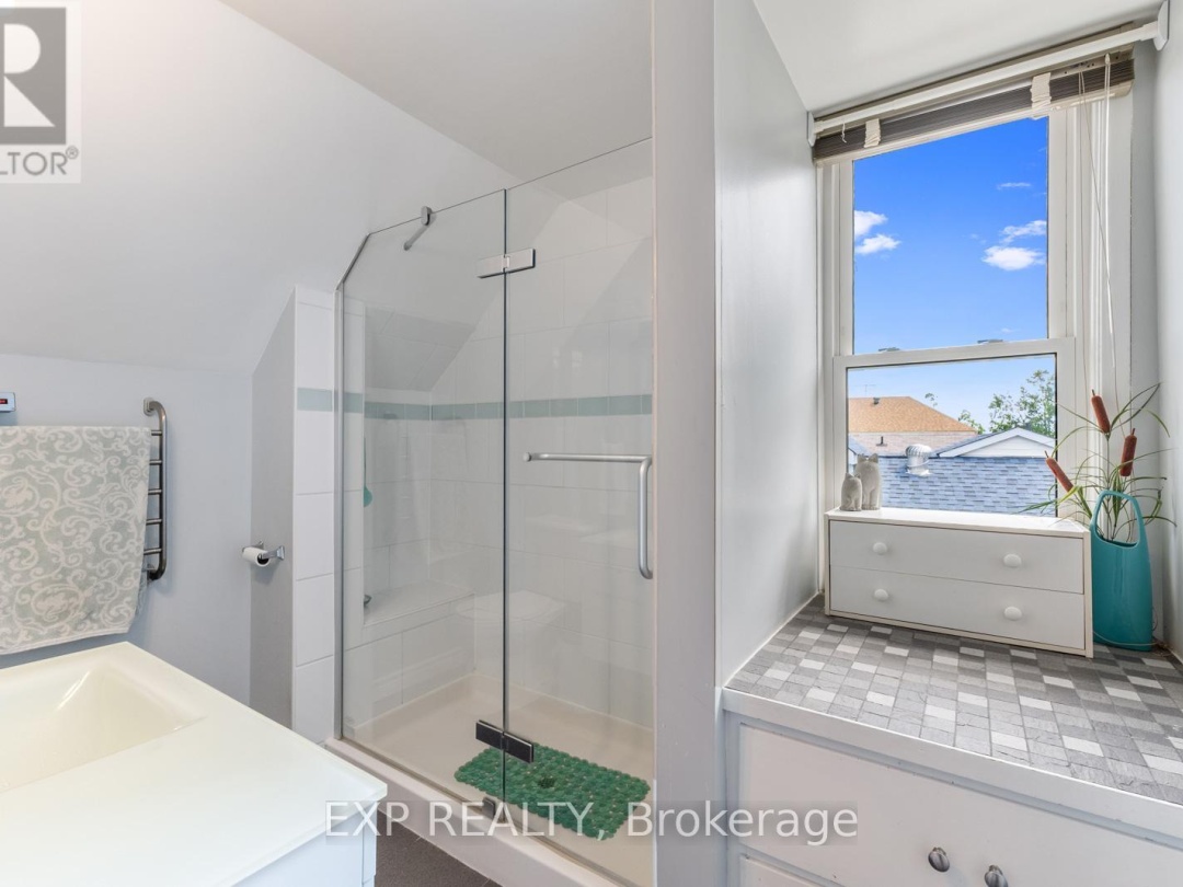 45 PENETANG STREET, 
