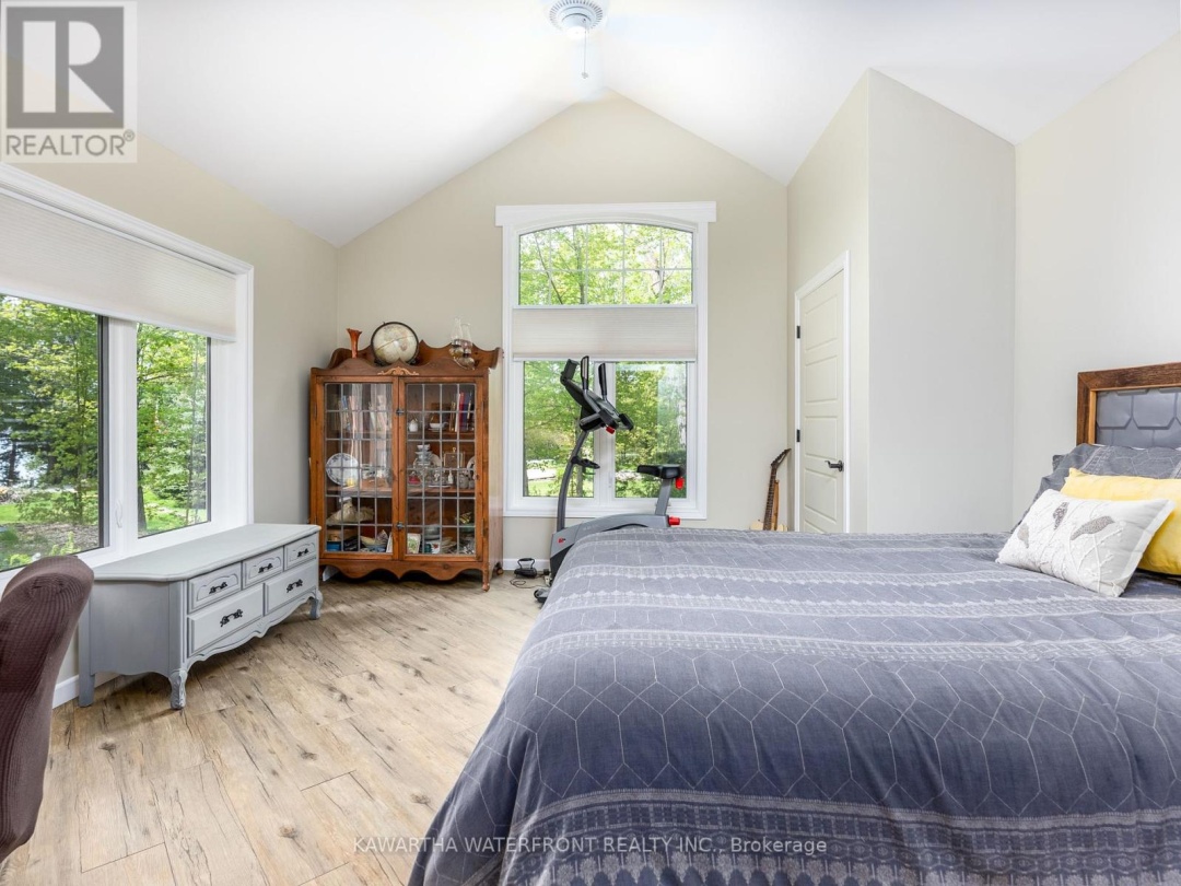 284 Lake Dalrymple Road, Dalrymple Lake