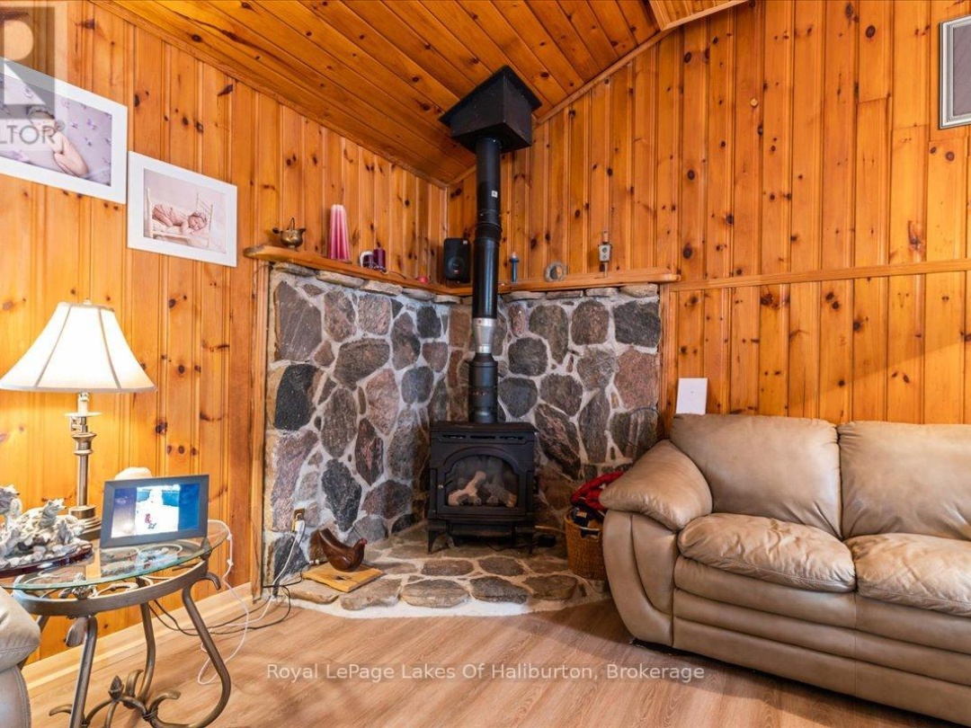 1272 Little Bob Lake Road, Little Bob Lake
