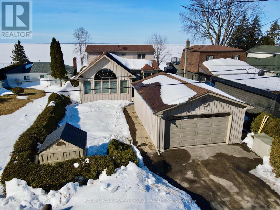 24 MCLENNANS BCH ROAD, Lake Simcoe