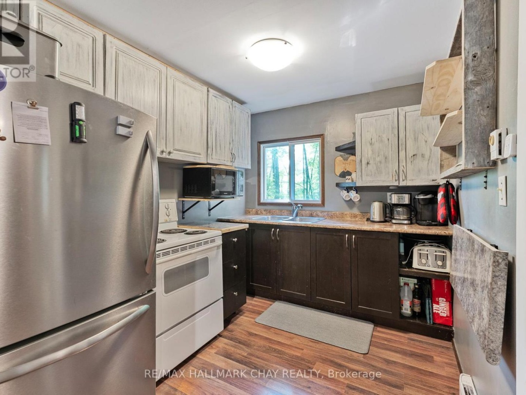 4310 Canal Road, Severn Lake