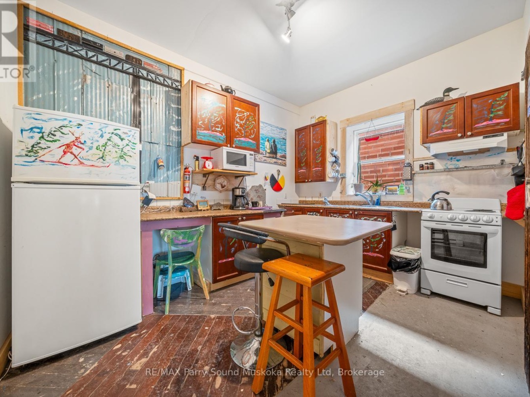 47 GIBSON STREET, Parry Sound