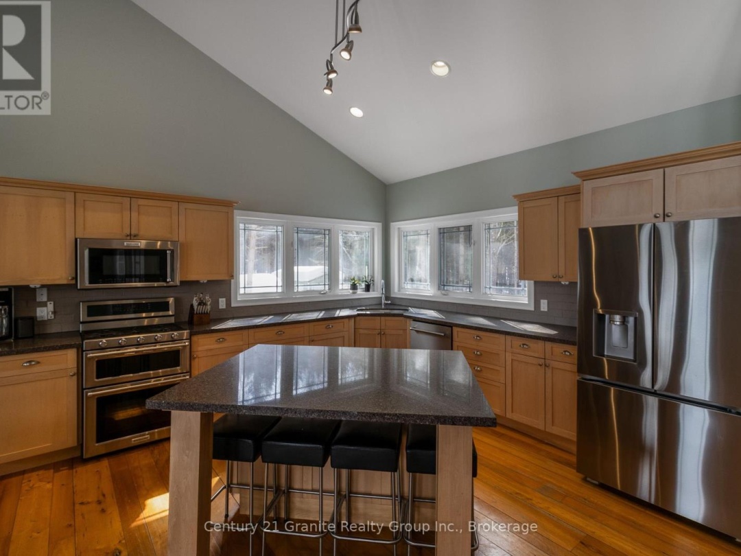 1047 Bonis Lane, Mountain Lake
