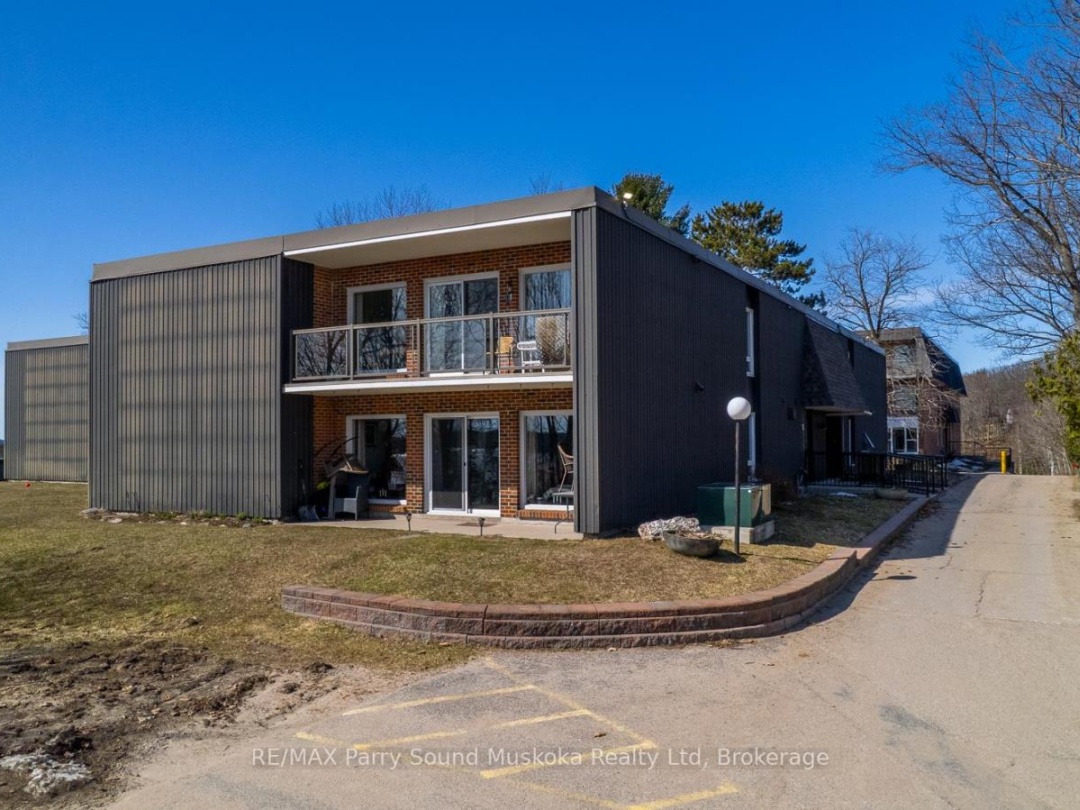 205 100 Beaconview Heights, Parry Sound