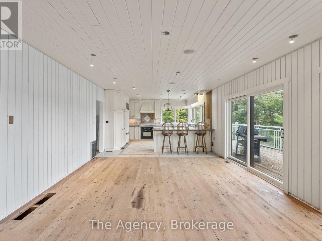 80 Tall Timbers Road, Lake Joseph