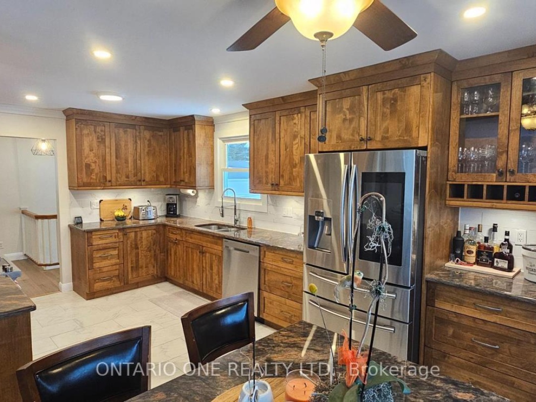 355 GREAVETTE STREET, 