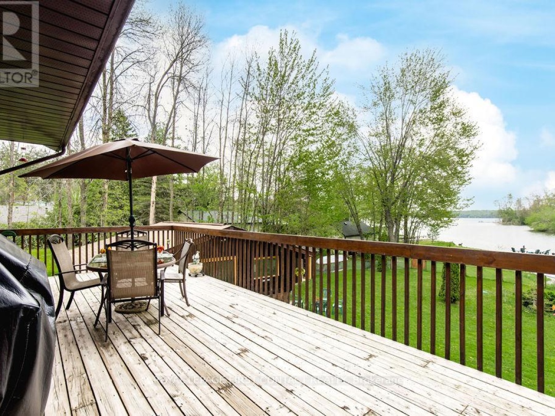 4447 ORKNEY BEACH ROAD, Lake Simcoe