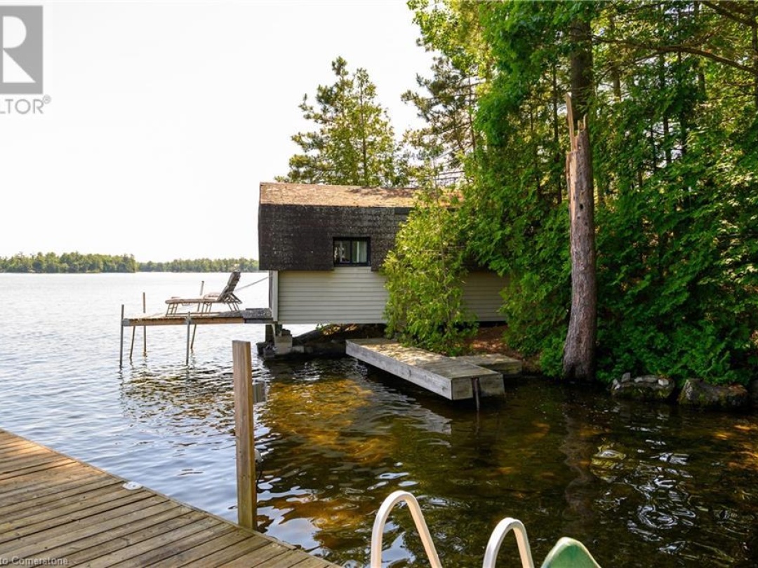 990 HASKETT'S Drive, 