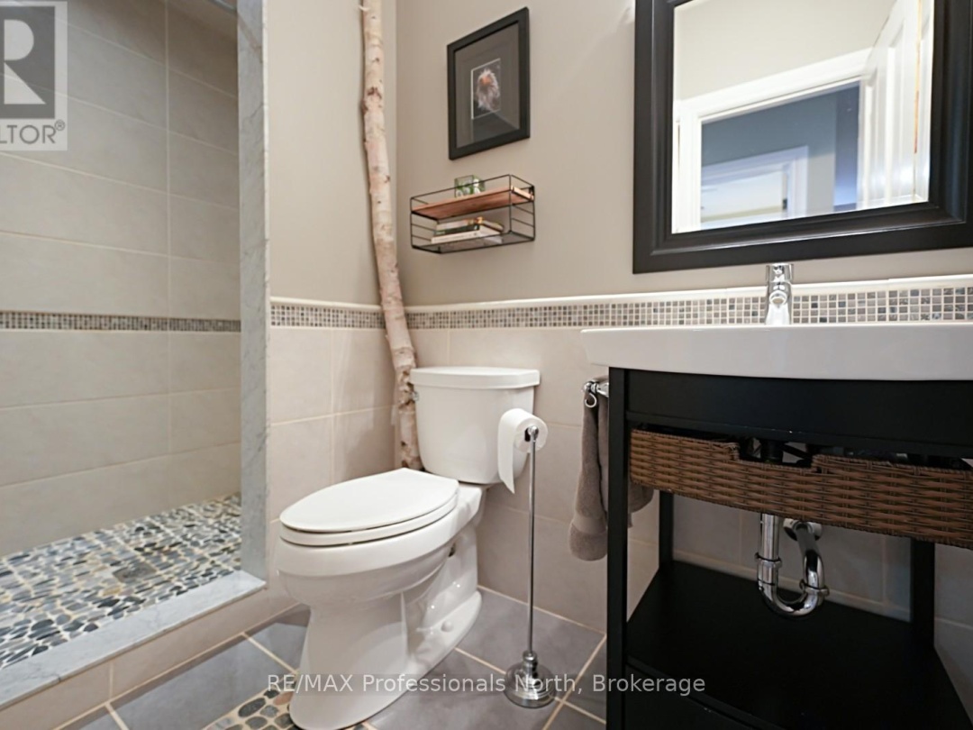 1111 JONES ROAD, Kushog Lake