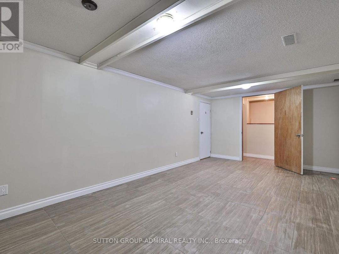 182 Bayshore Drive, Barnstable Bay