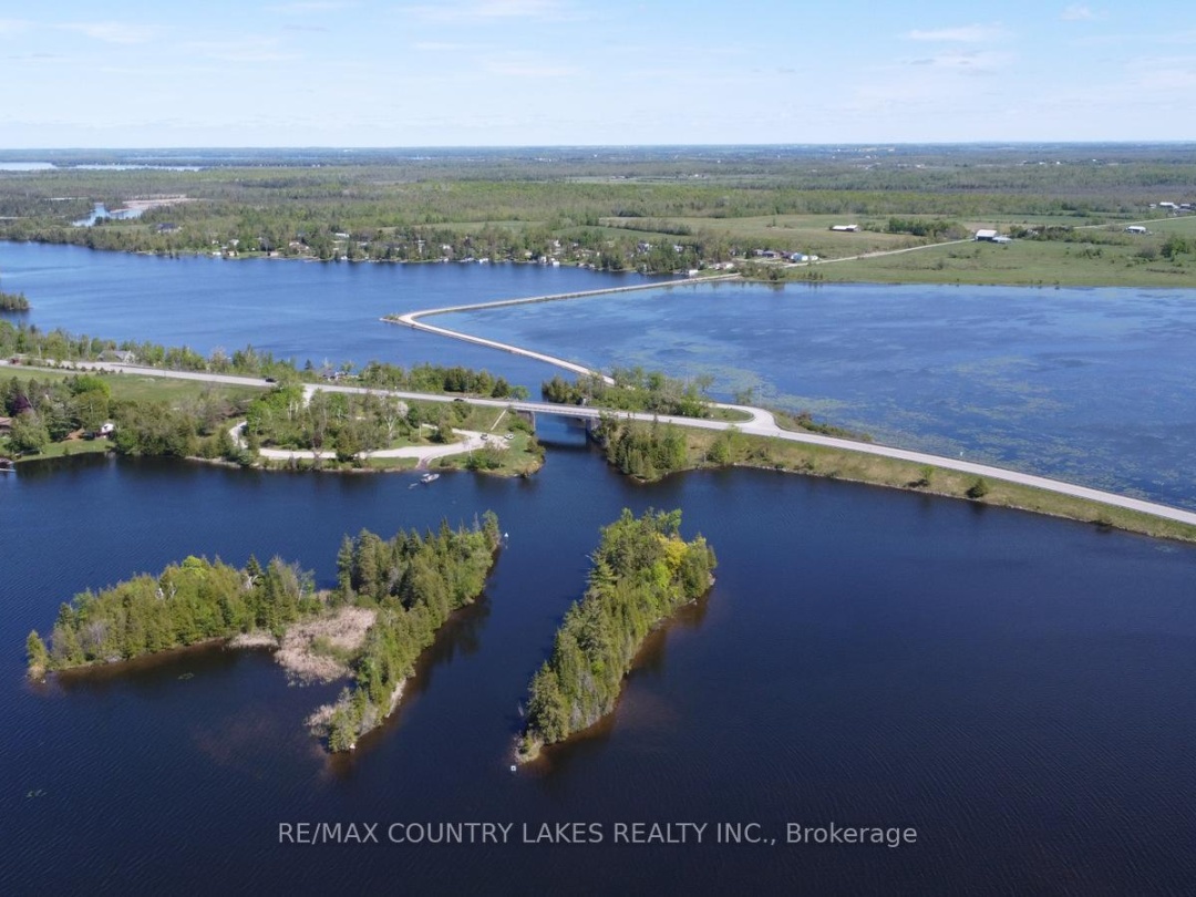 8 Saturn Lane, Mitchell Lake