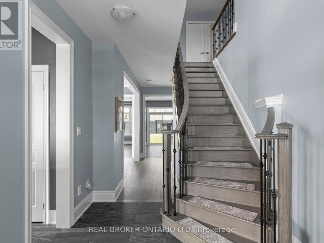 3032 MONARCH DRIVE, 