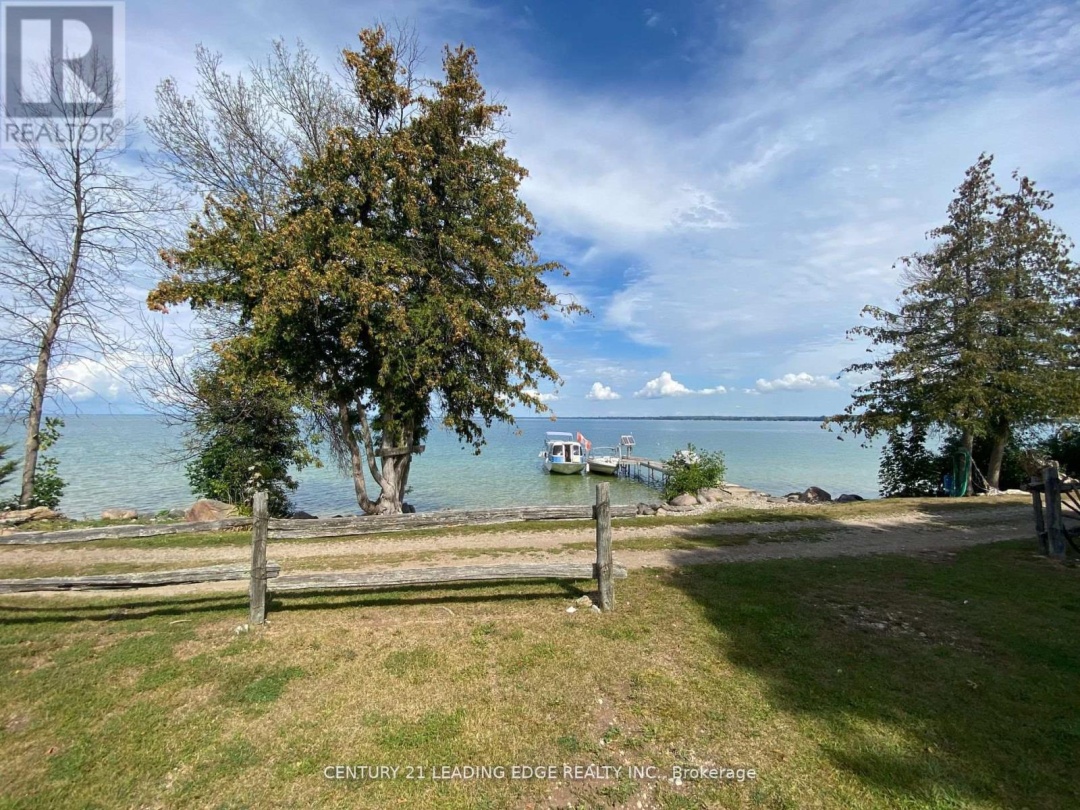 40586B Shore Road, Lake Simcoe