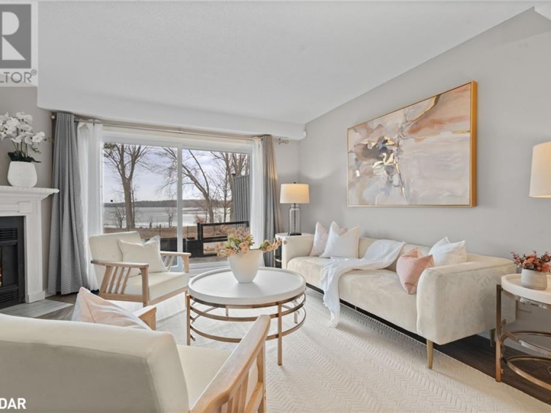 1 Olive Crescent Unit# 4, Lake Simcoe