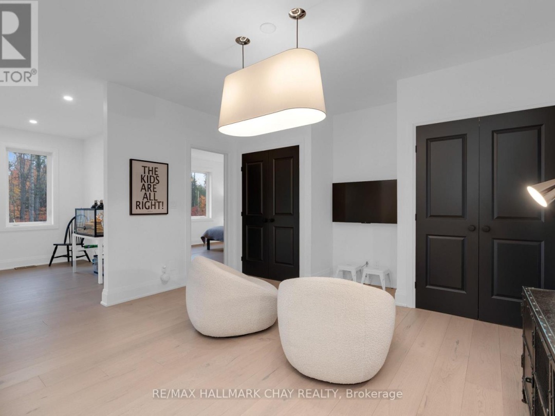 72 GEORGIAN GRANDE DRIVE, 