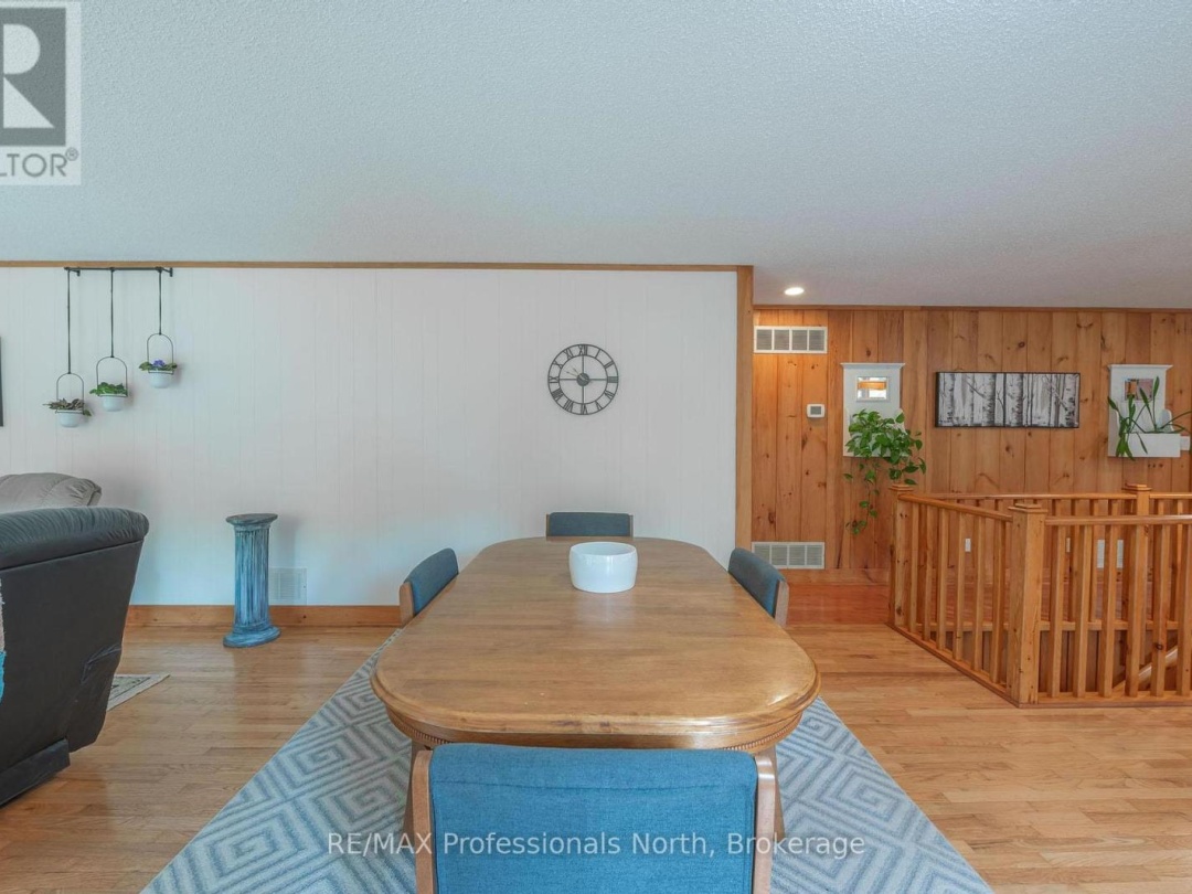 1006 TENNYSON ROAD, 