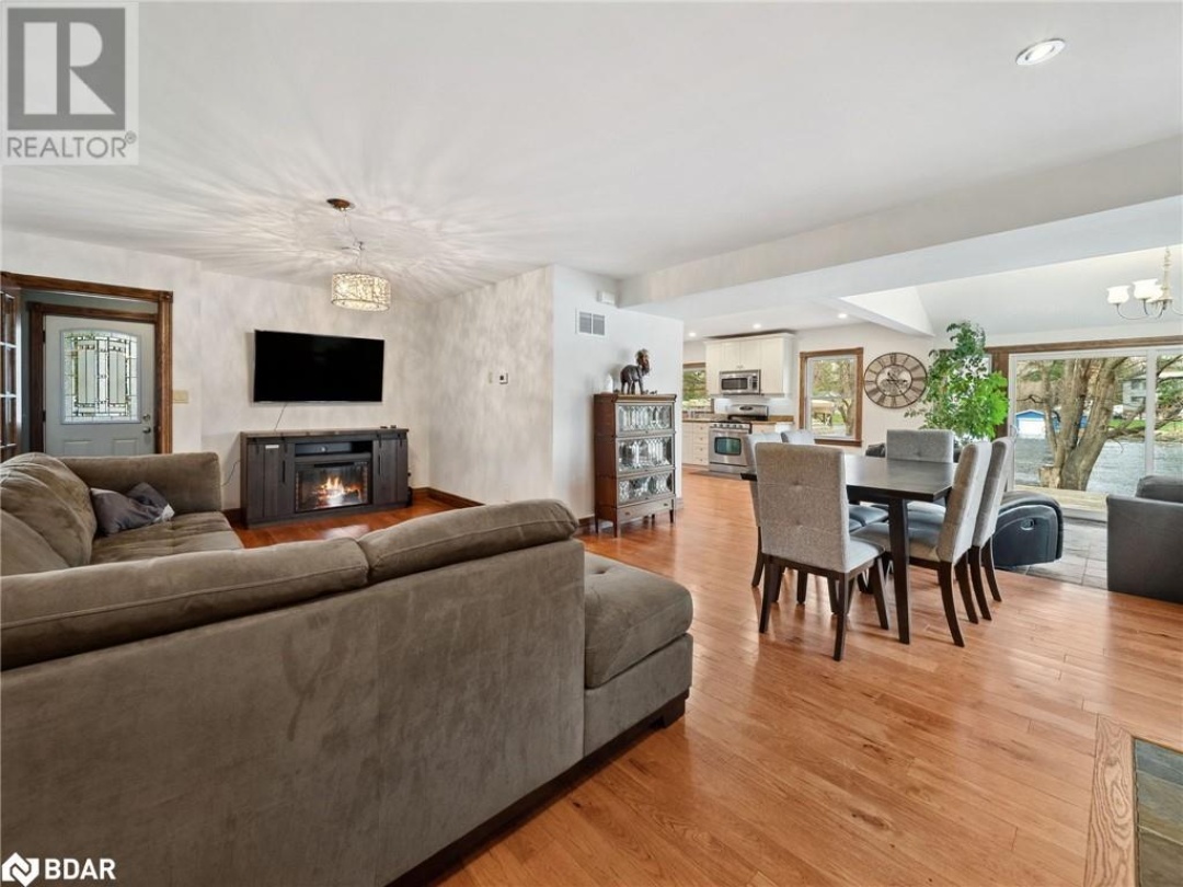 1012 Cowbell Lane, Severn Lake