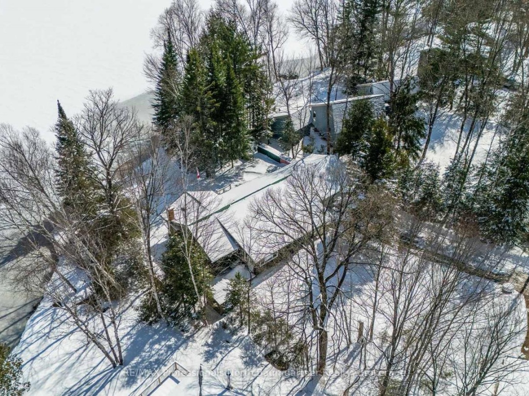6258 Haliburton Lake Road, Haliburton Lake