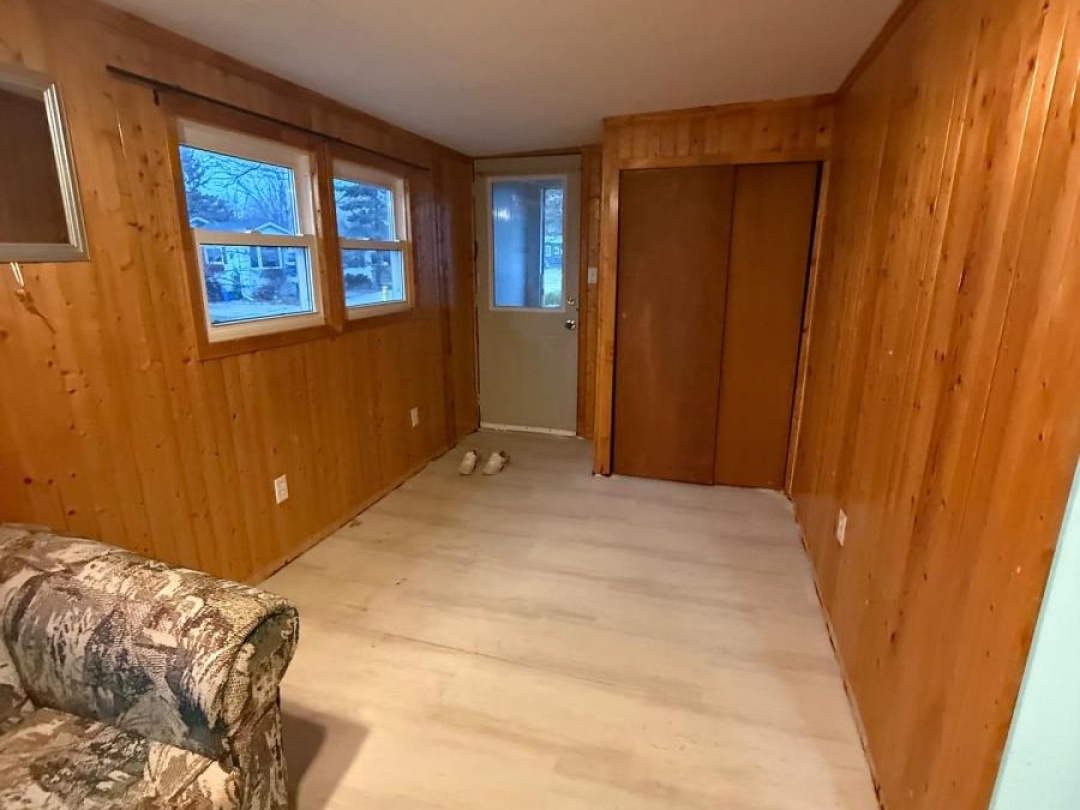 161 - 580 WEST STREET S, 