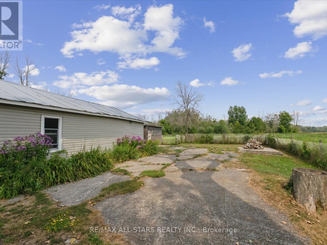 32805 THORAH SIDE ROAD, 