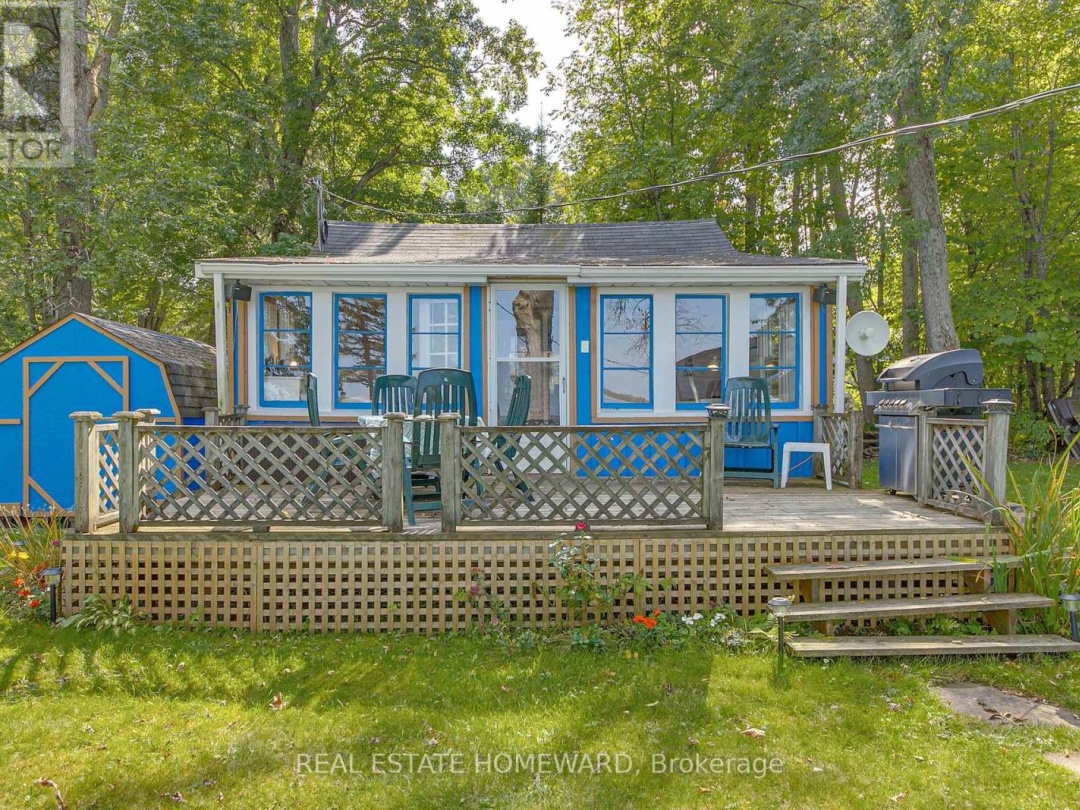 1046 Bea Dale Lane, Sparrow Lake