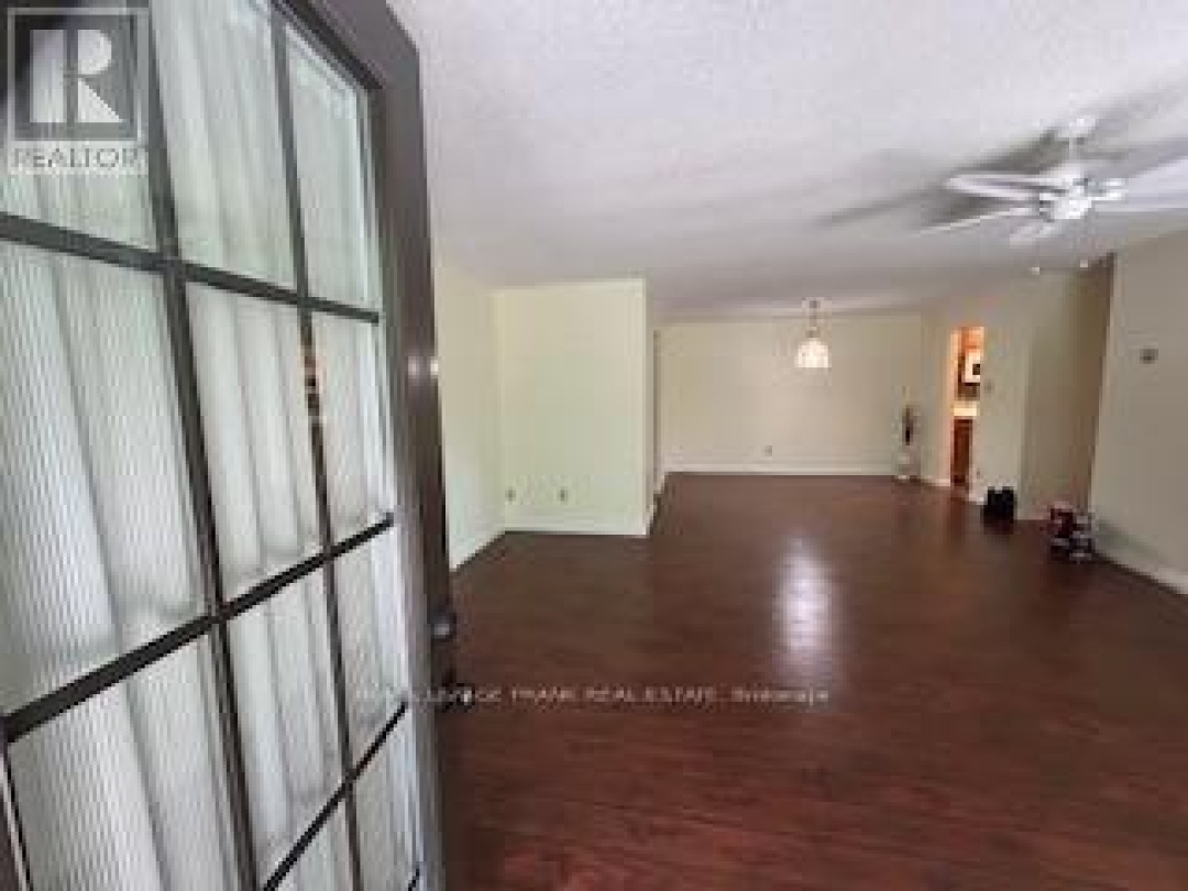 202 - 200 EAST STREET S, 