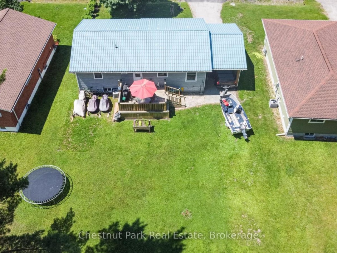 4 PINEWOOD DRIVE, 