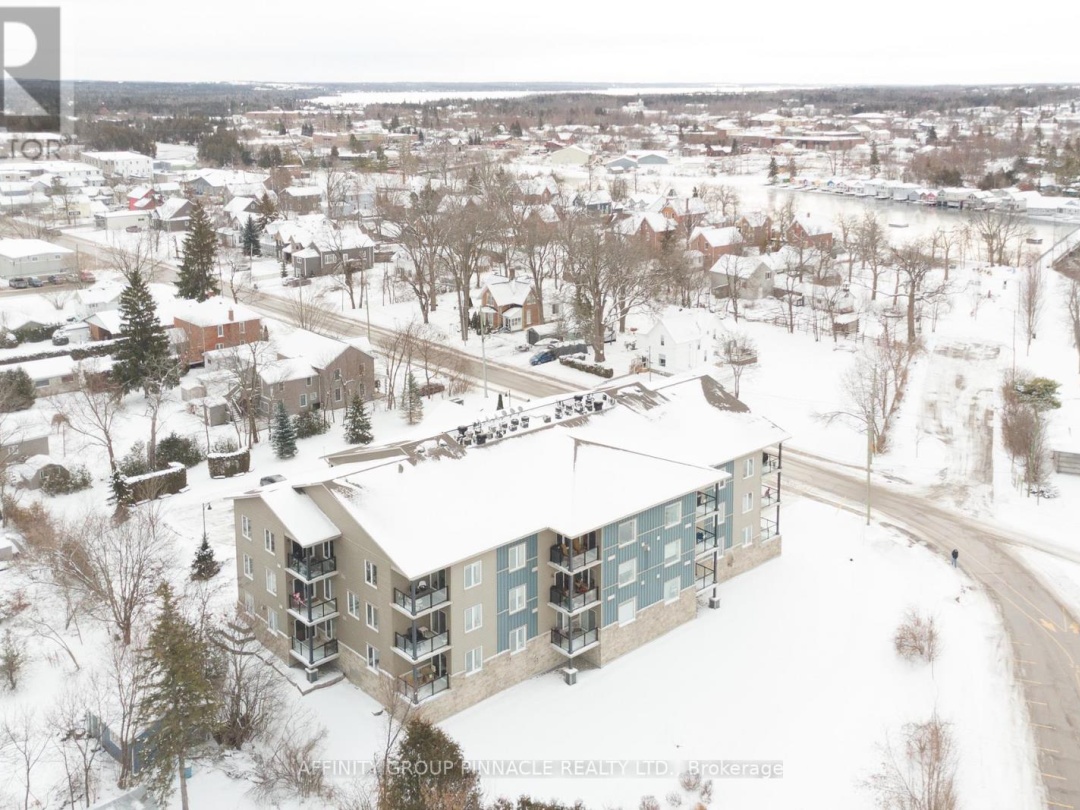 103 - 94 FRANCIS STREET W, 