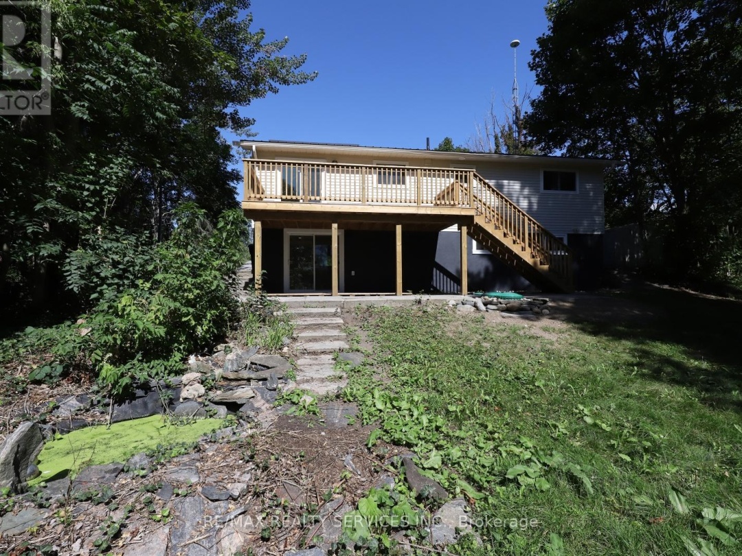 8570 HWY 12, 