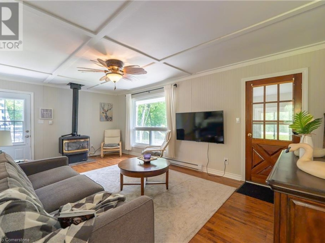 25 BAYVIEW ESTATE Road, 