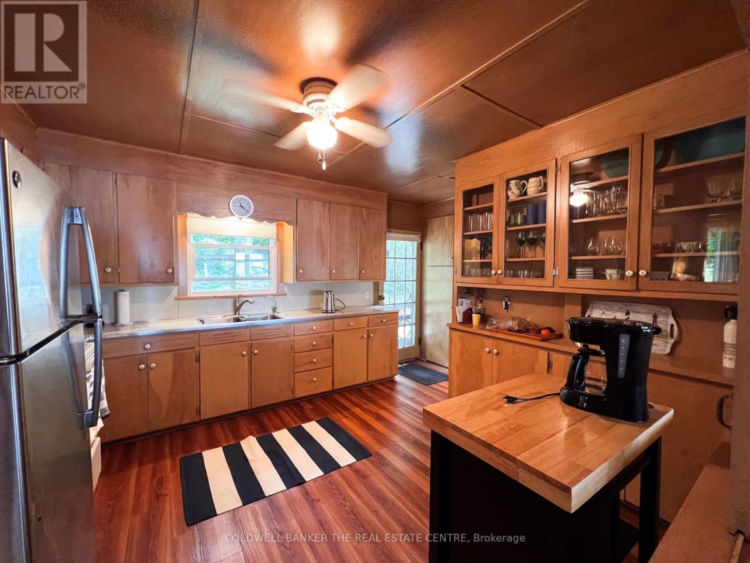 85 Grove Road, Cameron Lake