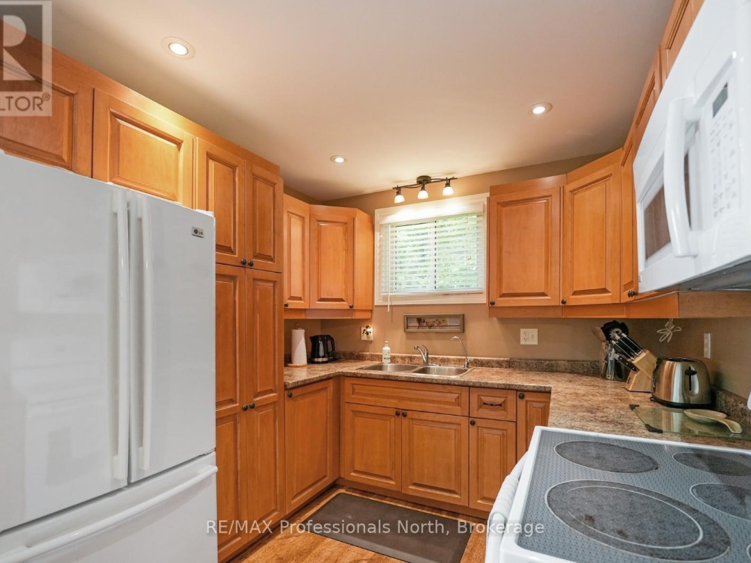 2598 GLAMORGAN ROAD, 