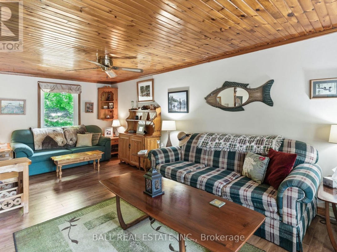 73 SUNSET COURT, Little Bald Lake