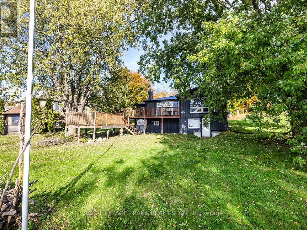 119 OAKDENE CRESCENT, 