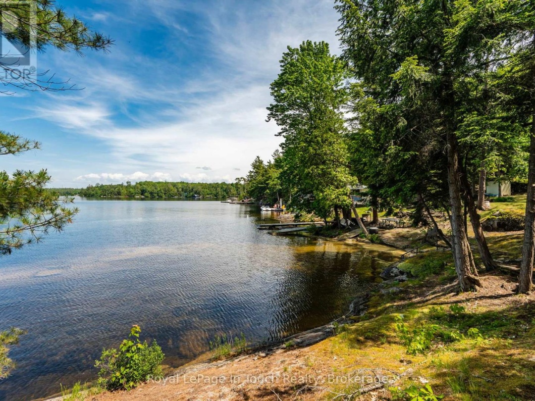 4 IS 270 GEORGIAN BAY ISLAND, 