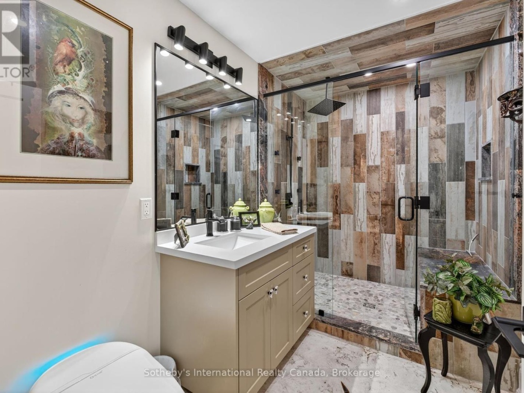 1082 BEAUMONT FARM ROAD, 