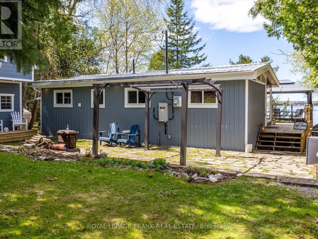 8 DAISY TRAIL, Sturgeon Lake