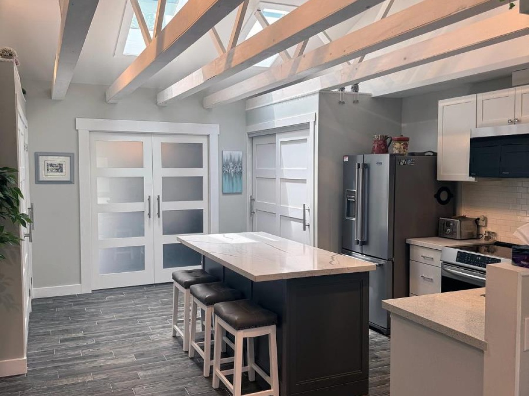 Unit 2 3 Paradise Boulevard, Lake Simcoe