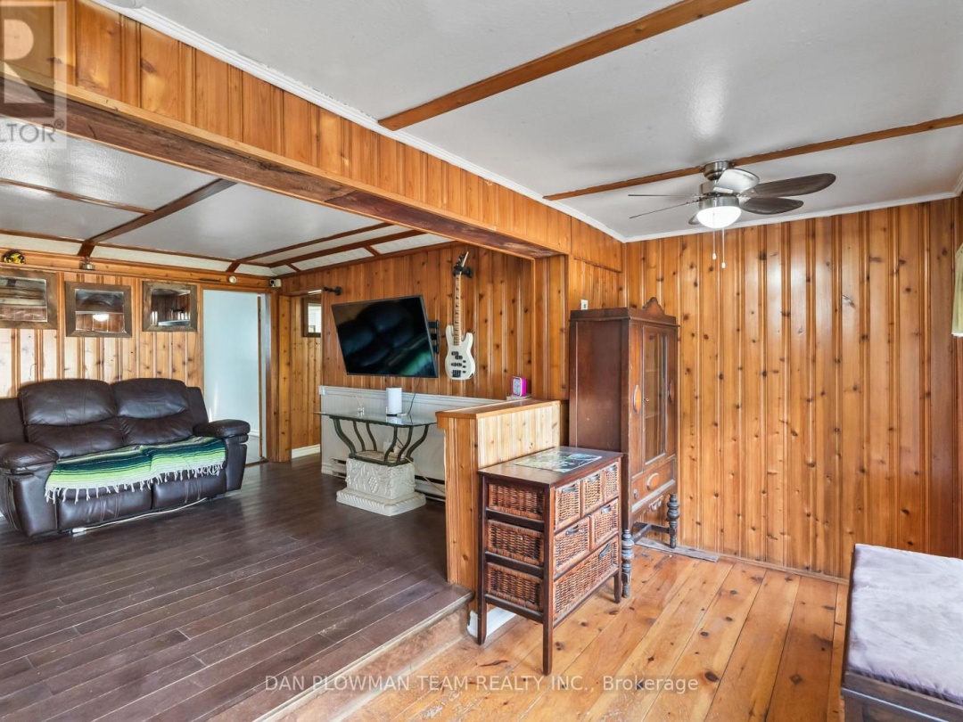 32 Beach Road, Lake Scugog