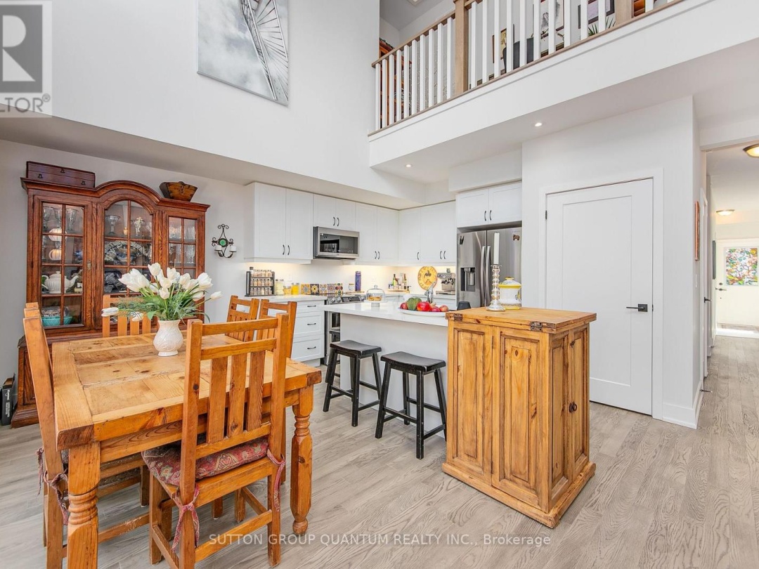 35 RUBY CRESCENT, Lake Simcoe