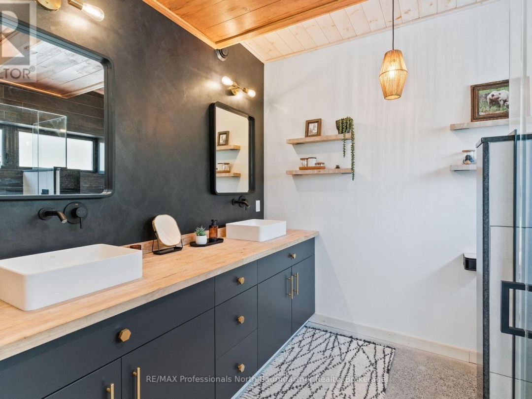 1592 BUCKSLIDE ROAD, 