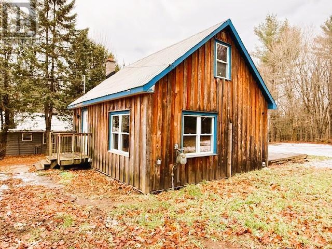 89 TOWN LINE ROAD W, 