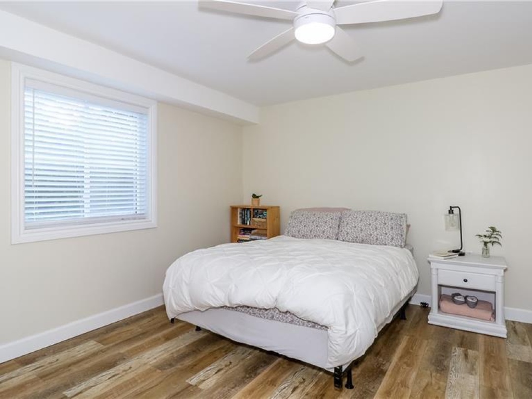 1 MARIPOSA Drive, 