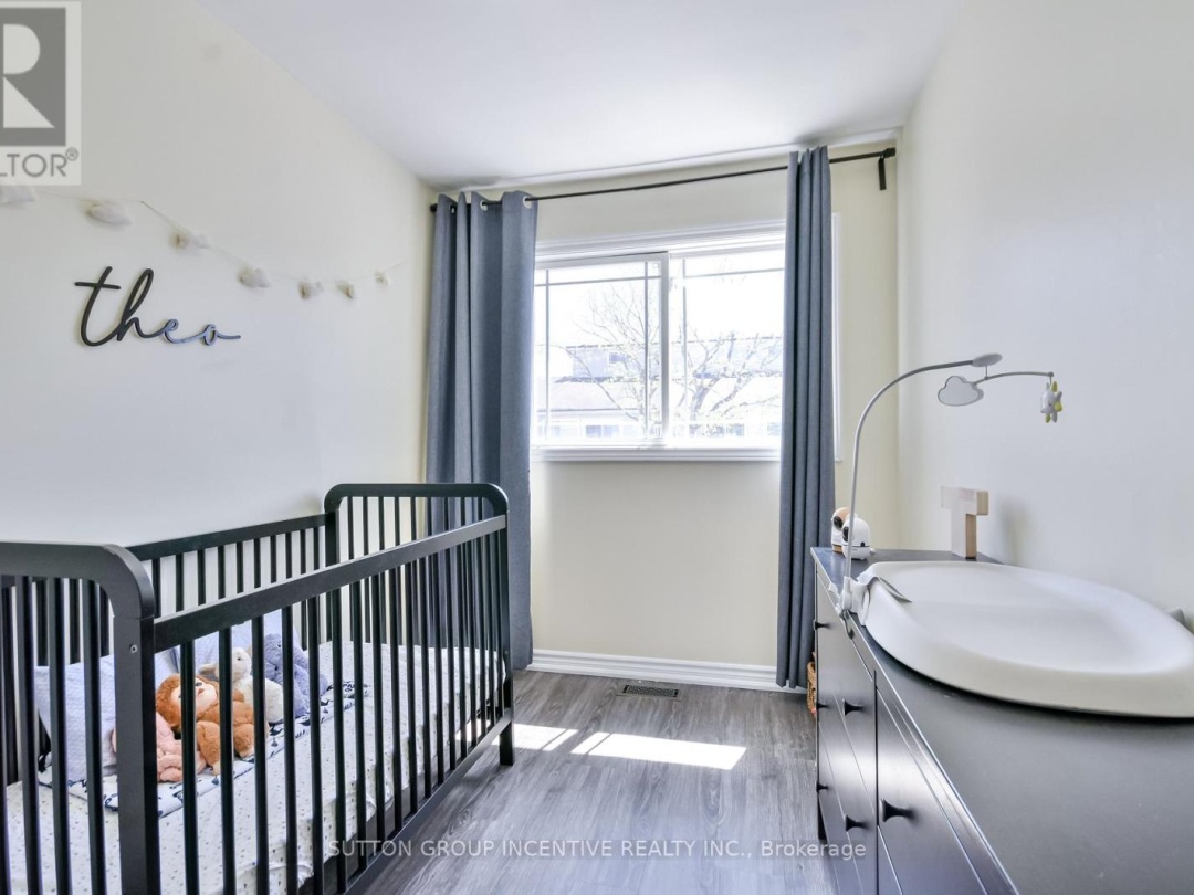 39 - 12 LANKIN BOULEVARD, 