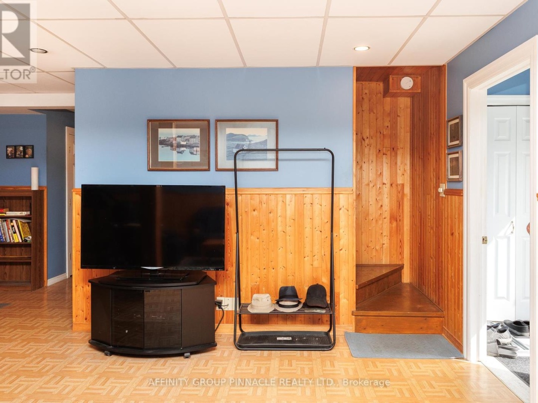 3 HEMLOCK STREET, 