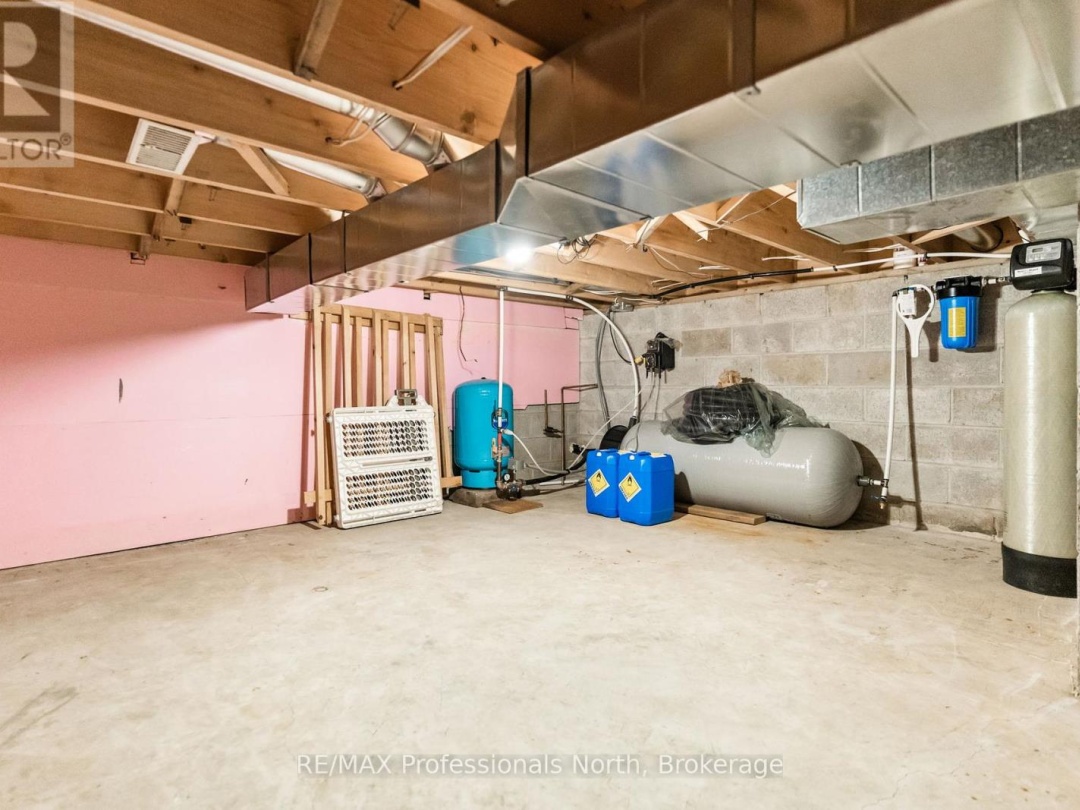 1011 Serpentine Lane, Mountain Lake