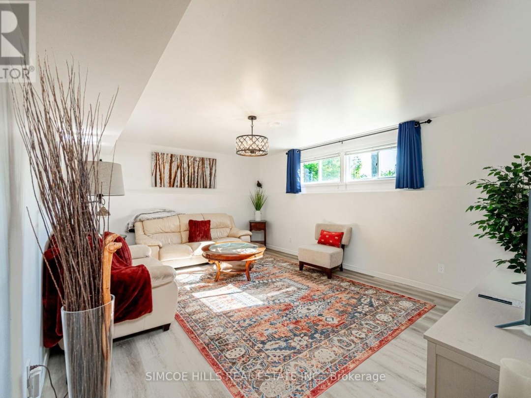 11 SHERIDAN DRIVE, 