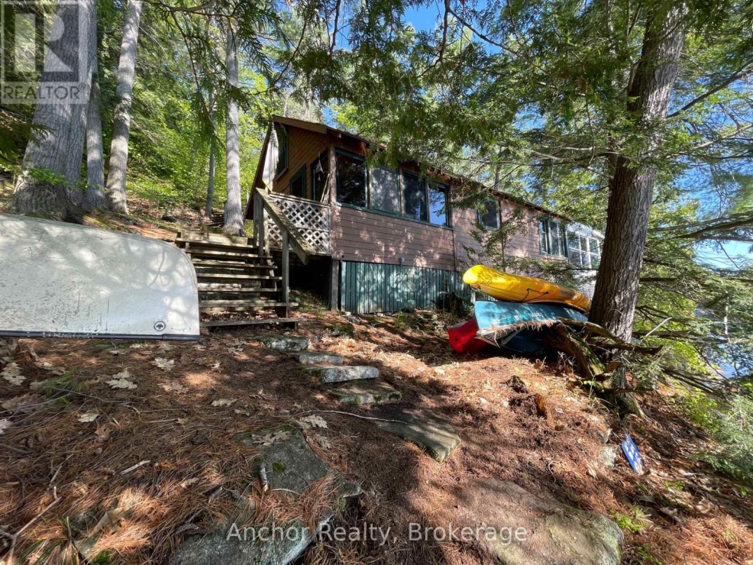 10145 Little Hawk West Sho, Little Hawk Lake