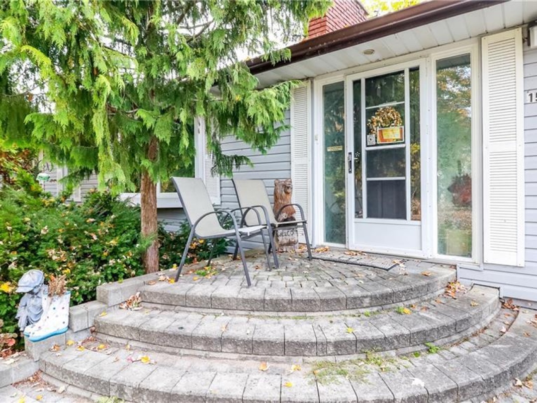 155 PARKSIDE DR Drive, Lake Simcoe