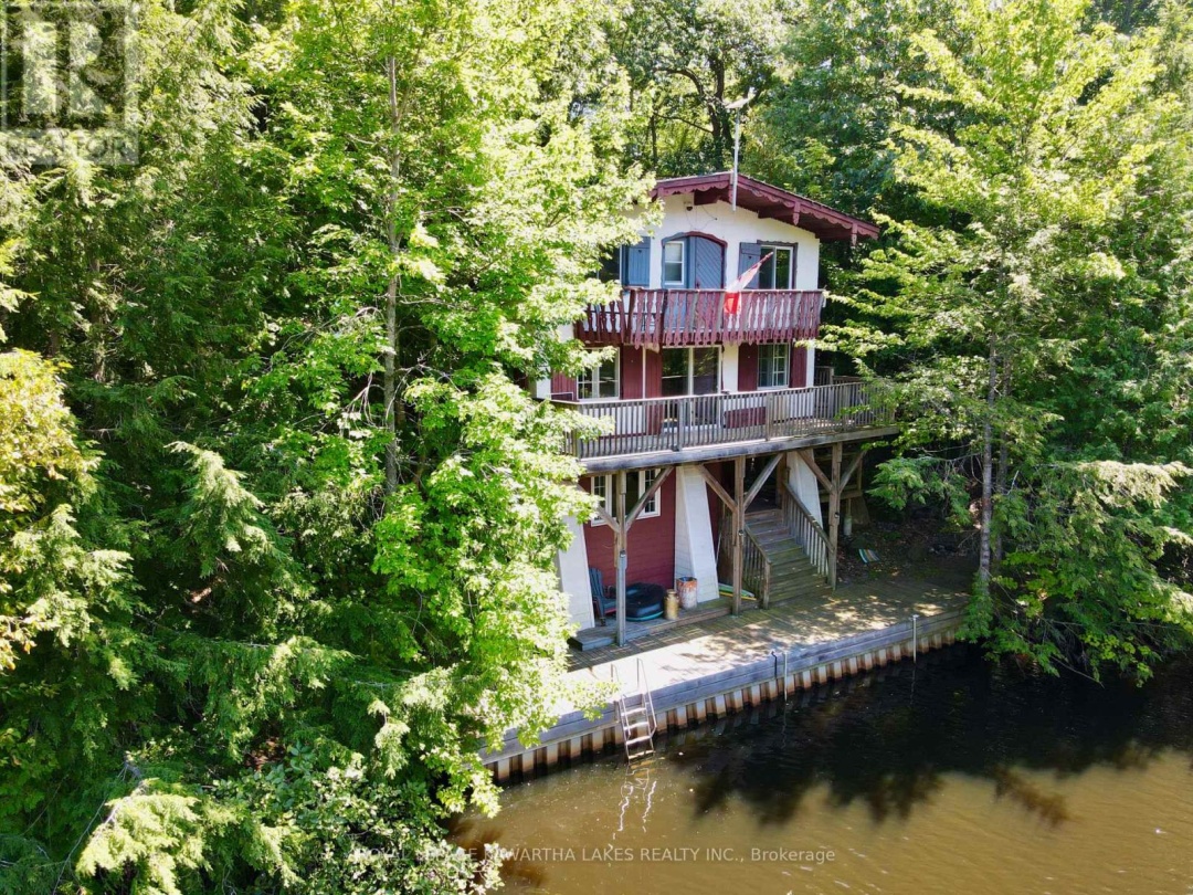 7692 BIRCH DRIVE, Black Lake